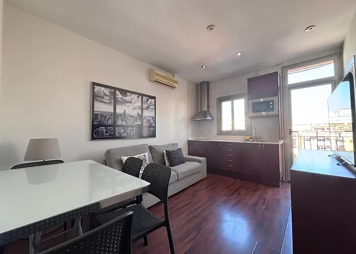 Terrace Apartment With Direct View To Sagrada Familia Апартаменты