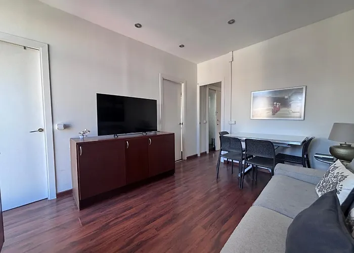 Terrace Apartment With Direct View To Sagrada Familia Апартаменты